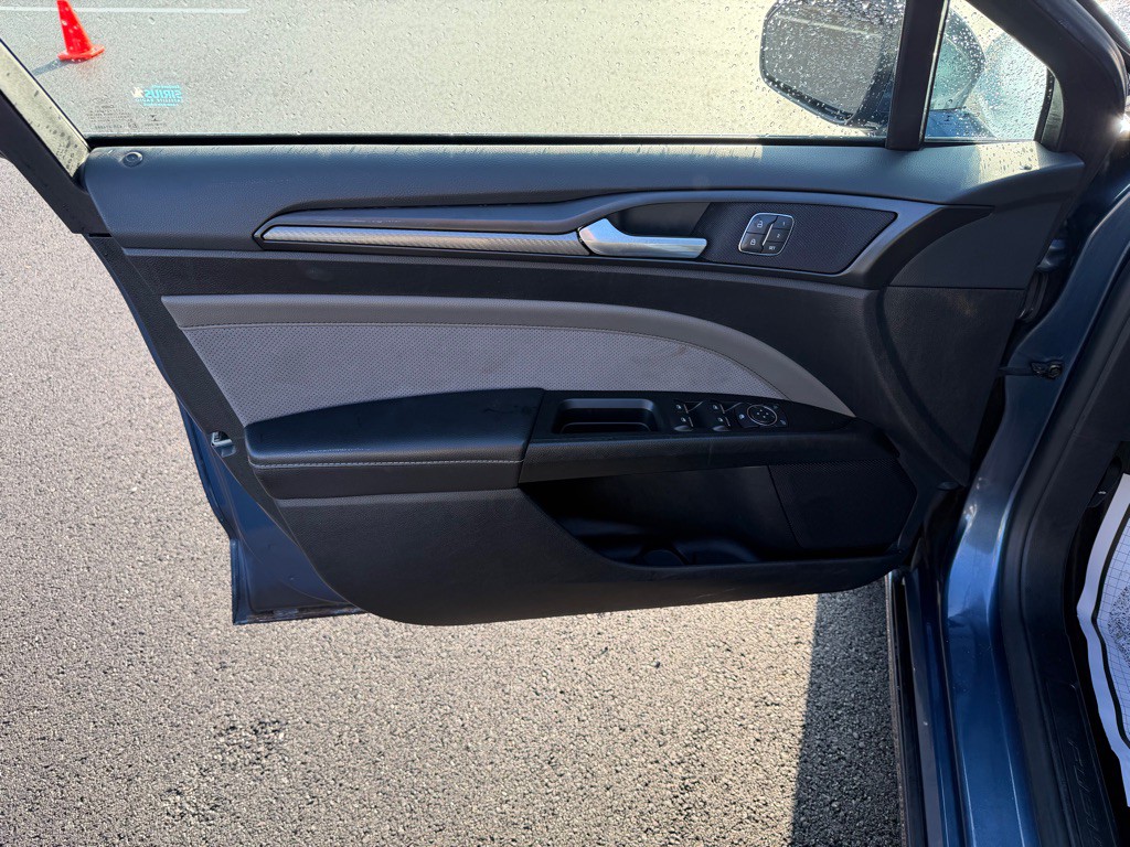 2018 Ford Fusion Image 12