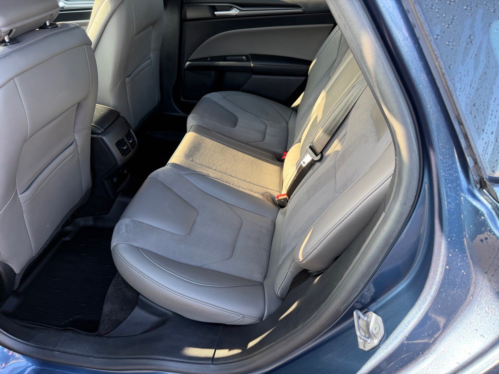 2018 Ford Fusion Image 23