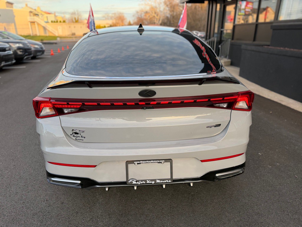 2021 Kia K5 Image 5