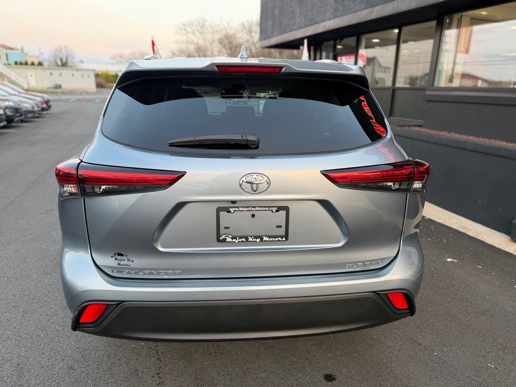 2022 Toyota Highlander Image 5