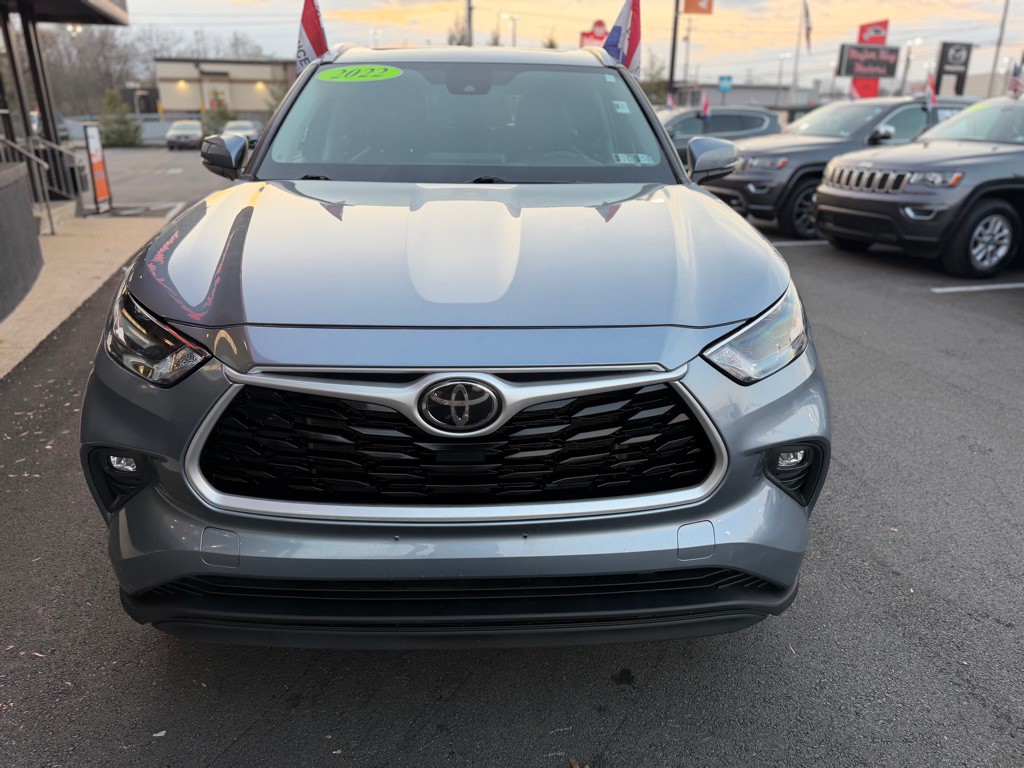 2022 Toyota Highlander Image 9