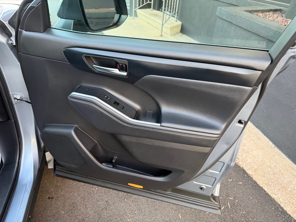 2022 Toyota Highlander Image 29