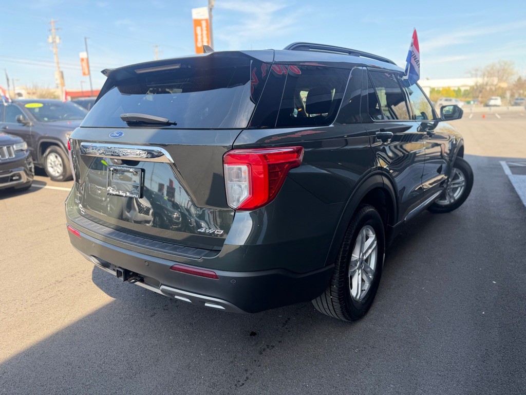 2023 Ford Explorer Image 6