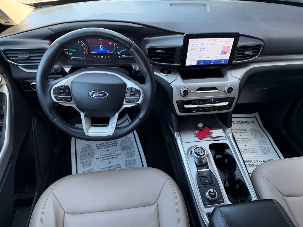 2023 Ford Explorer Image 10