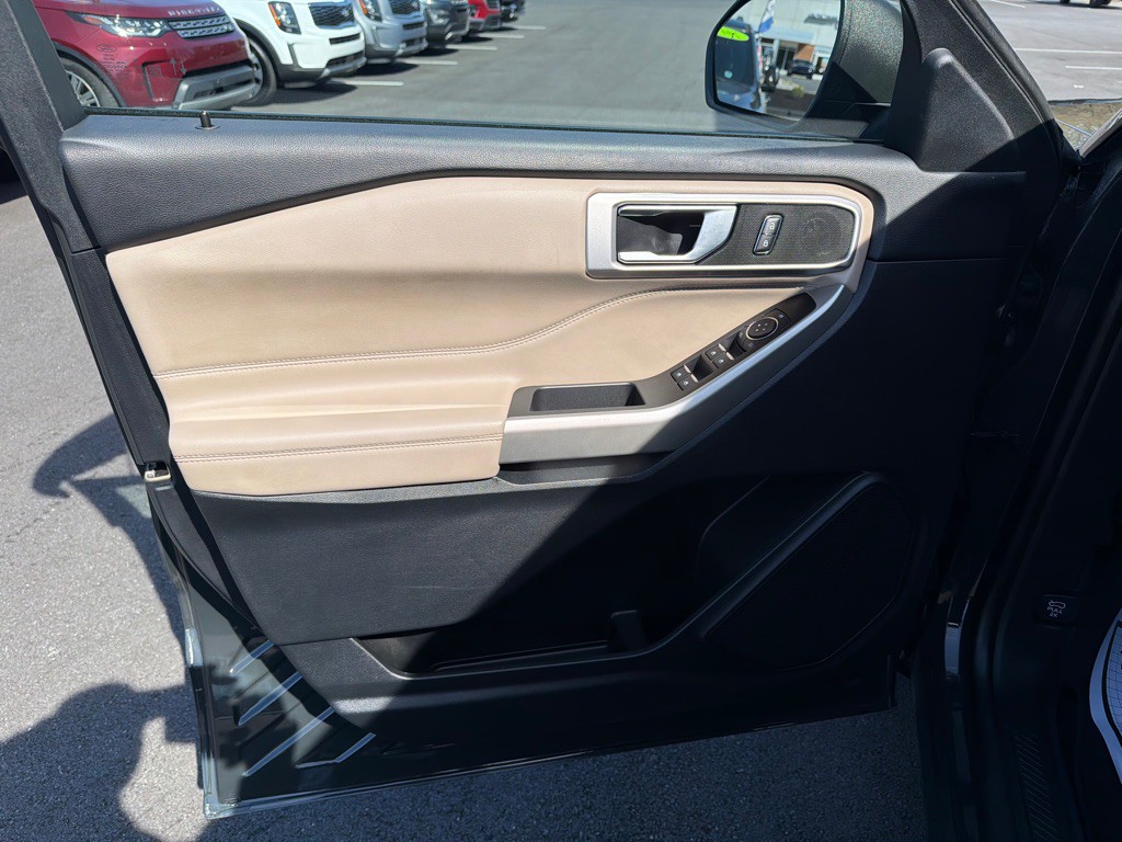 2023 Ford Explorer Image 11