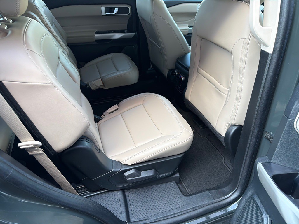 2023 Ford Explorer Image 25