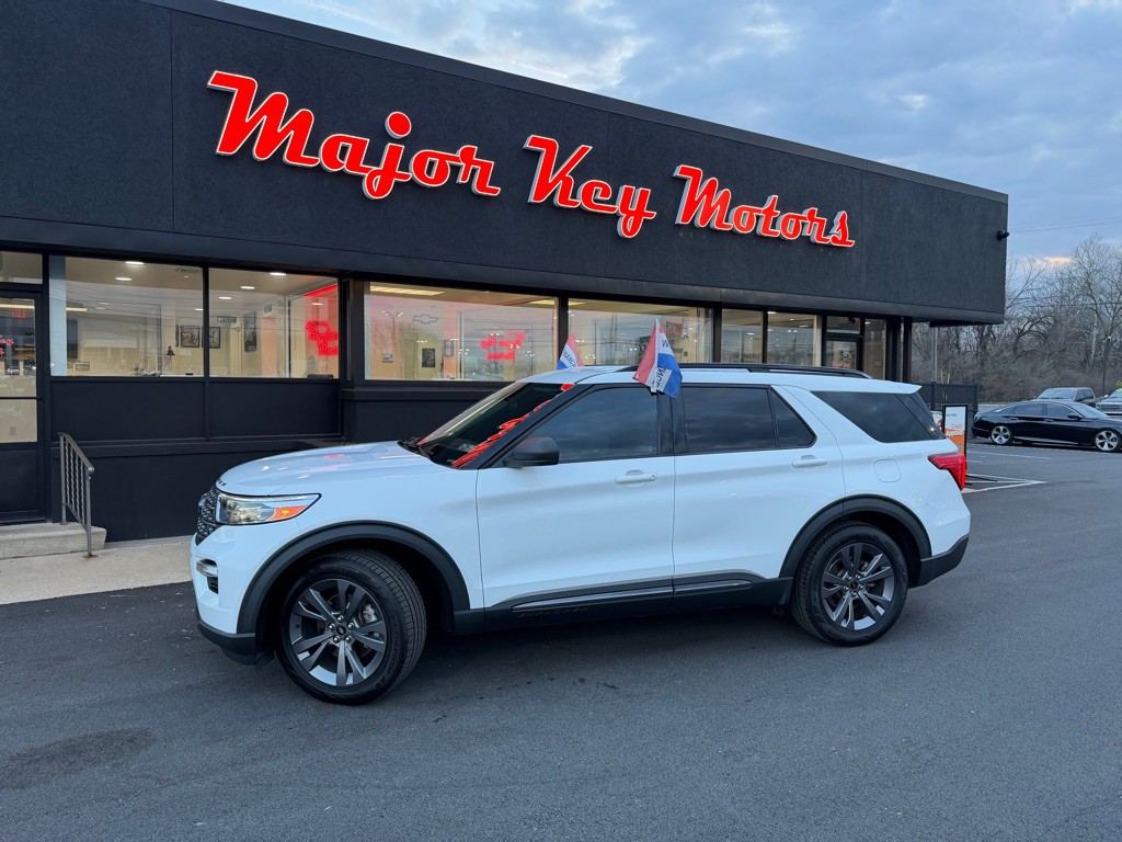 2021 Ford Explorer Image 3