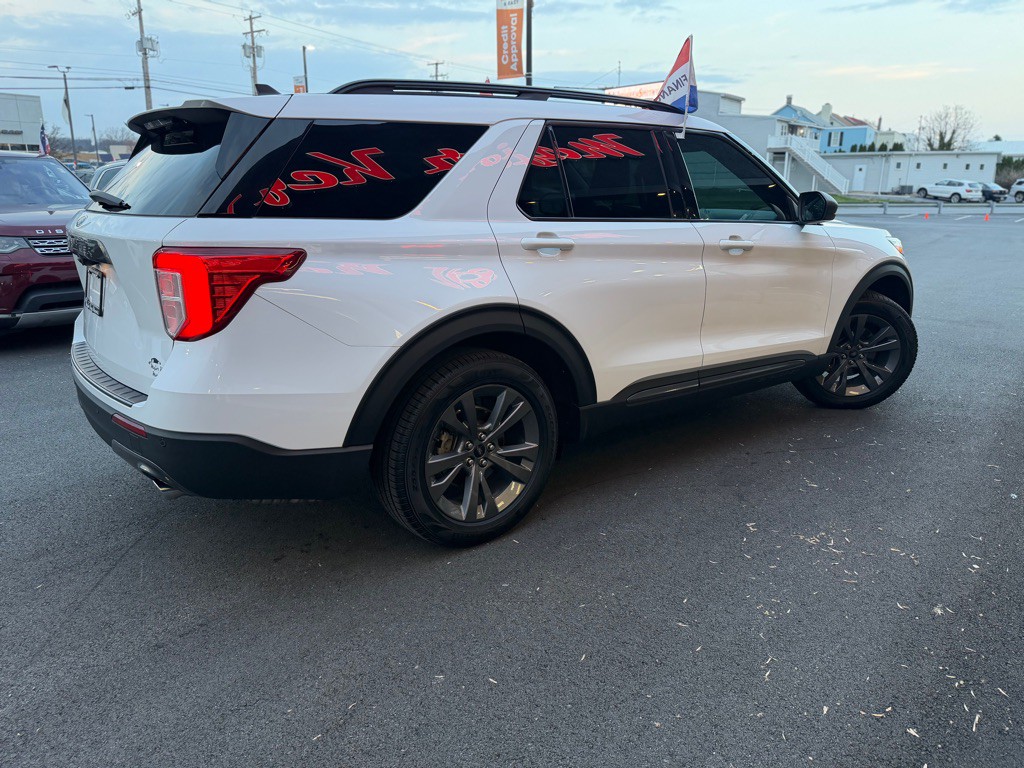 2021 Ford Explorer Image 7