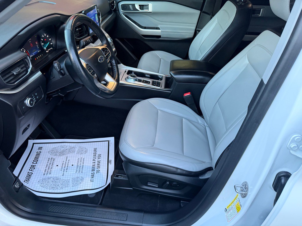 2021 Ford Explorer Image 12