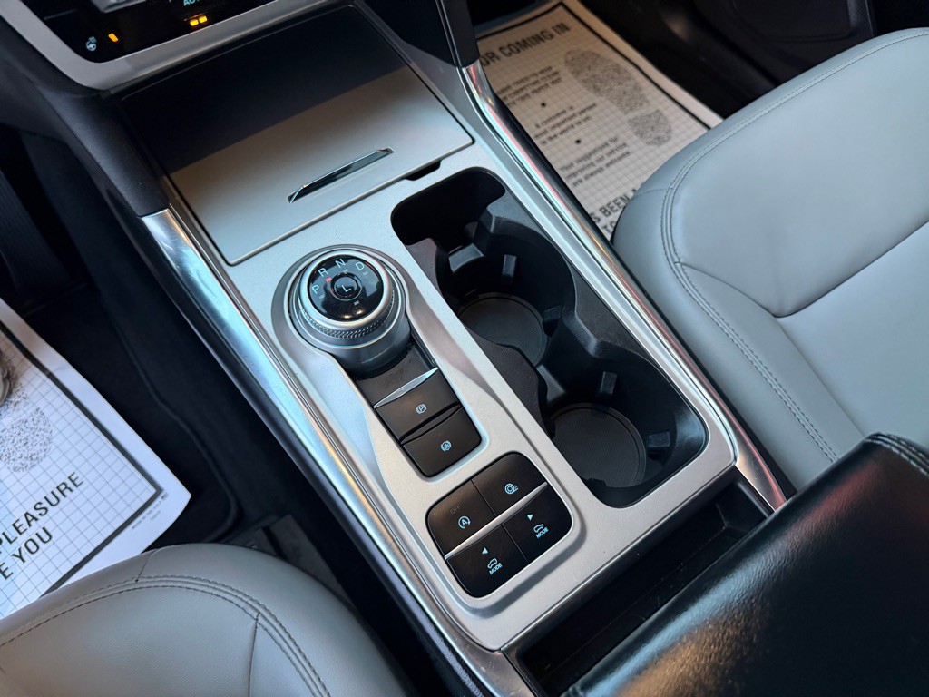 2021 Ford Explorer Image 18