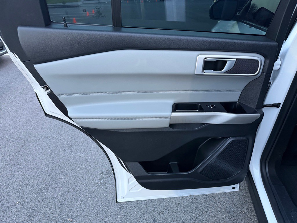 2021 Ford Explorer Image 19