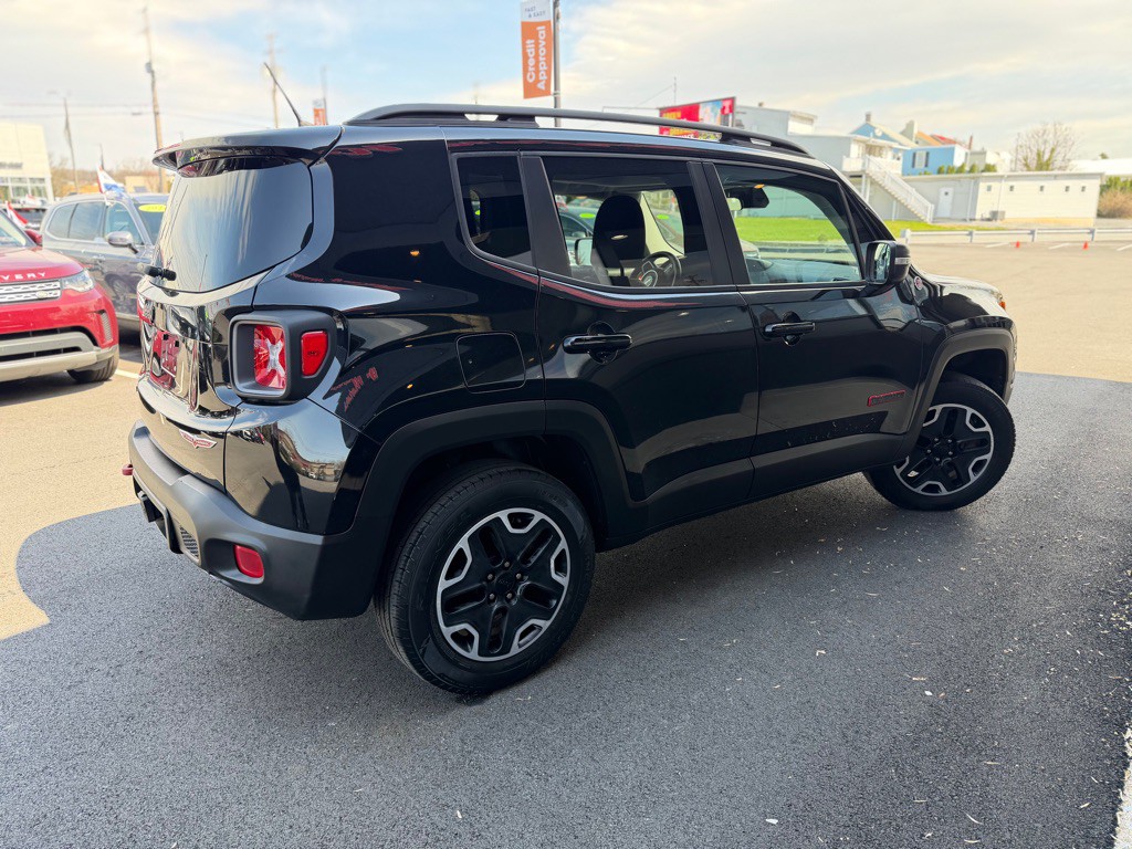 2015 Jeep Renegade Image 7