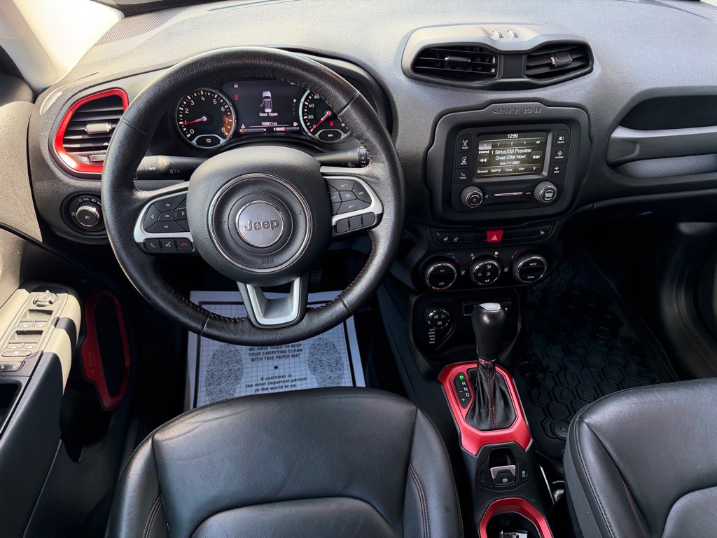 2015 Jeep Renegade Image 11