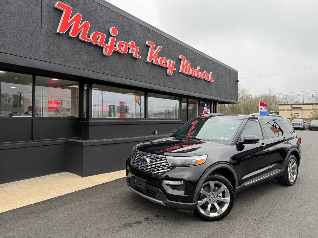 2020 Ford Explorer Image 1