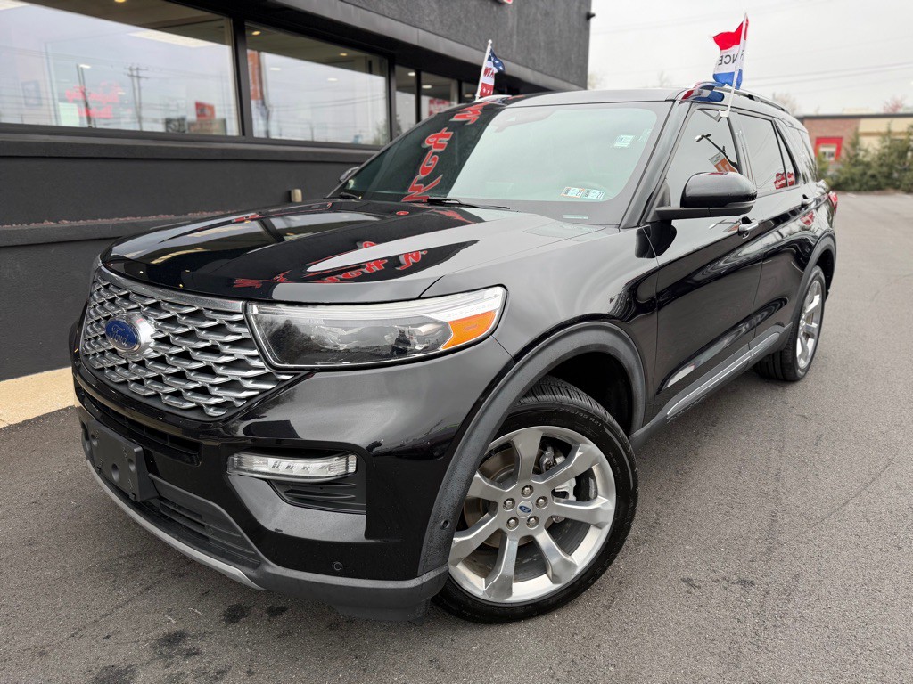 2020 Ford Explorer Image 2
