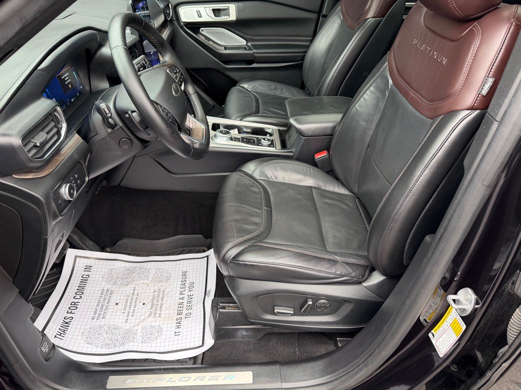 2020 Ford Explorer Image 14