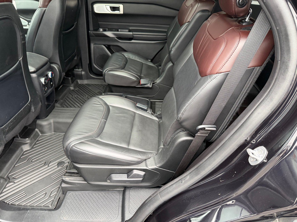 2020 Ford Explorer Image 22