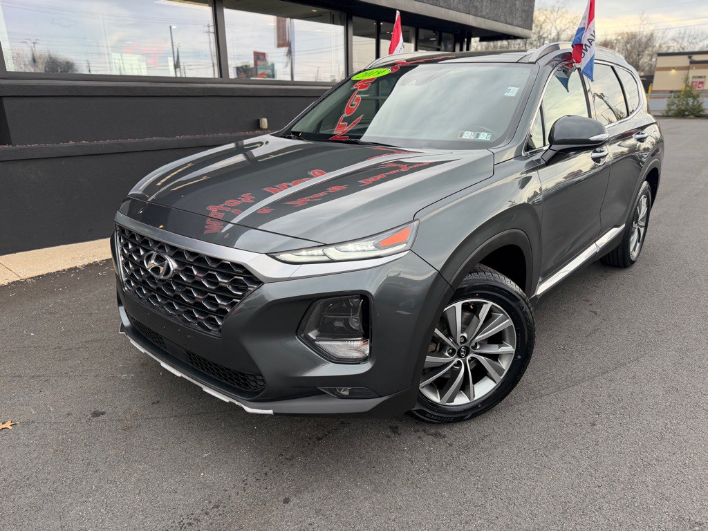 2019 Hyundai Santa Fe Image 2