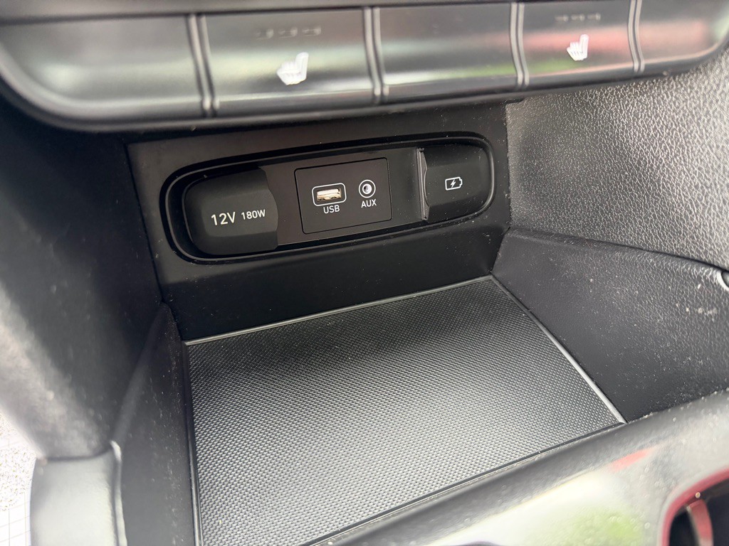 2019 Hyundai Santa Fe Image 18