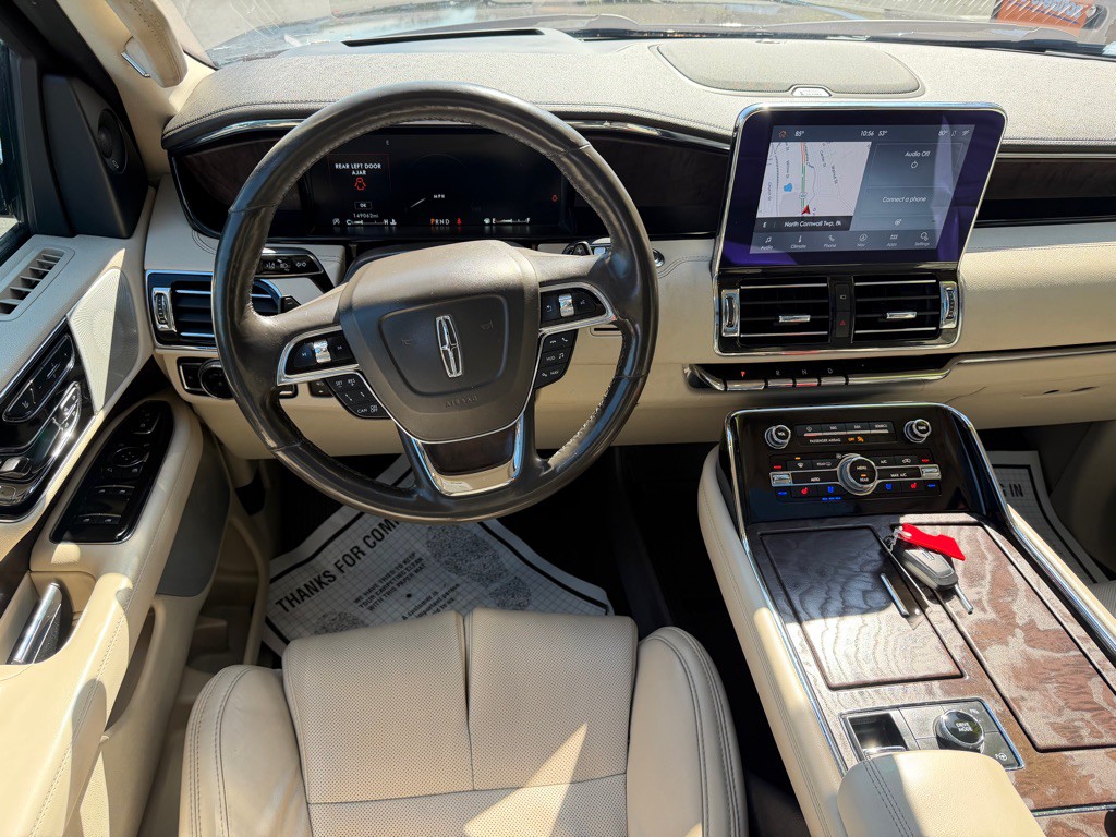 2020 Lincoln Navigator Image 10