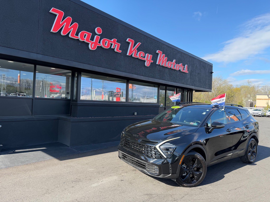 2025 Kia Sportage Image 1