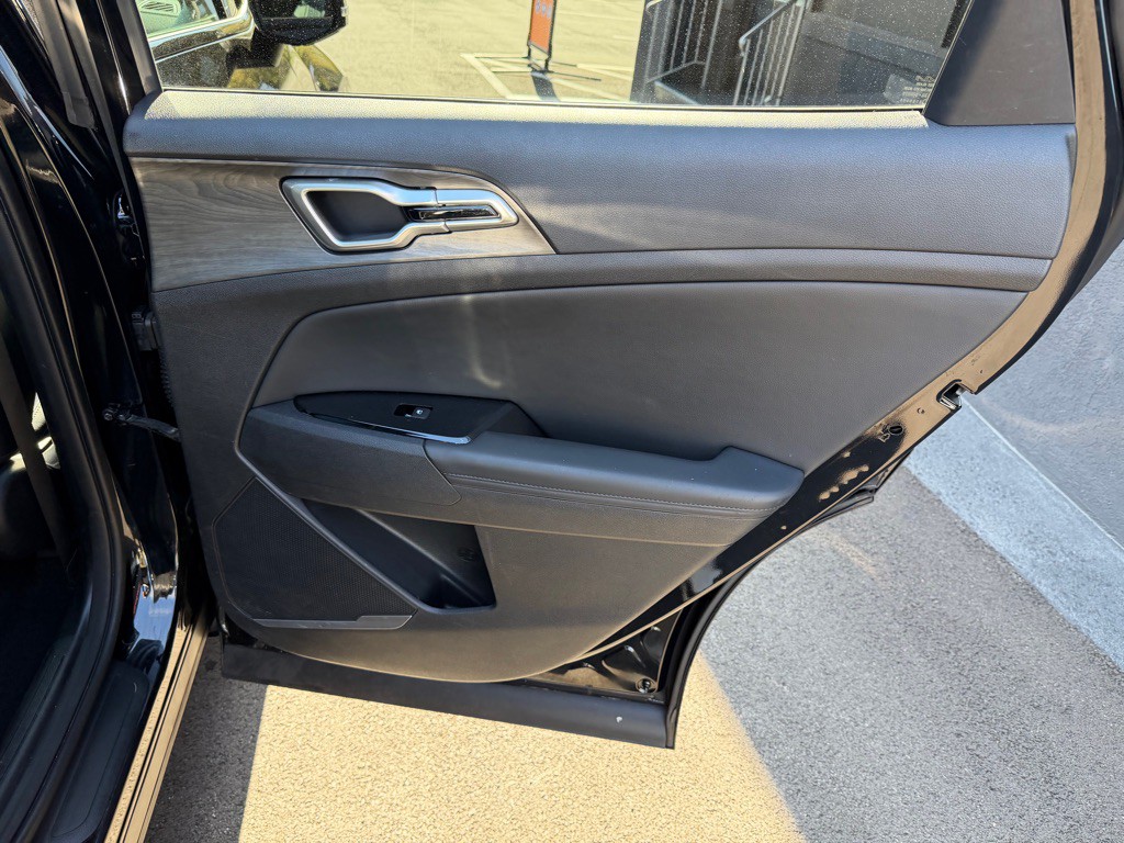 2025 Kia Sportage Image 24