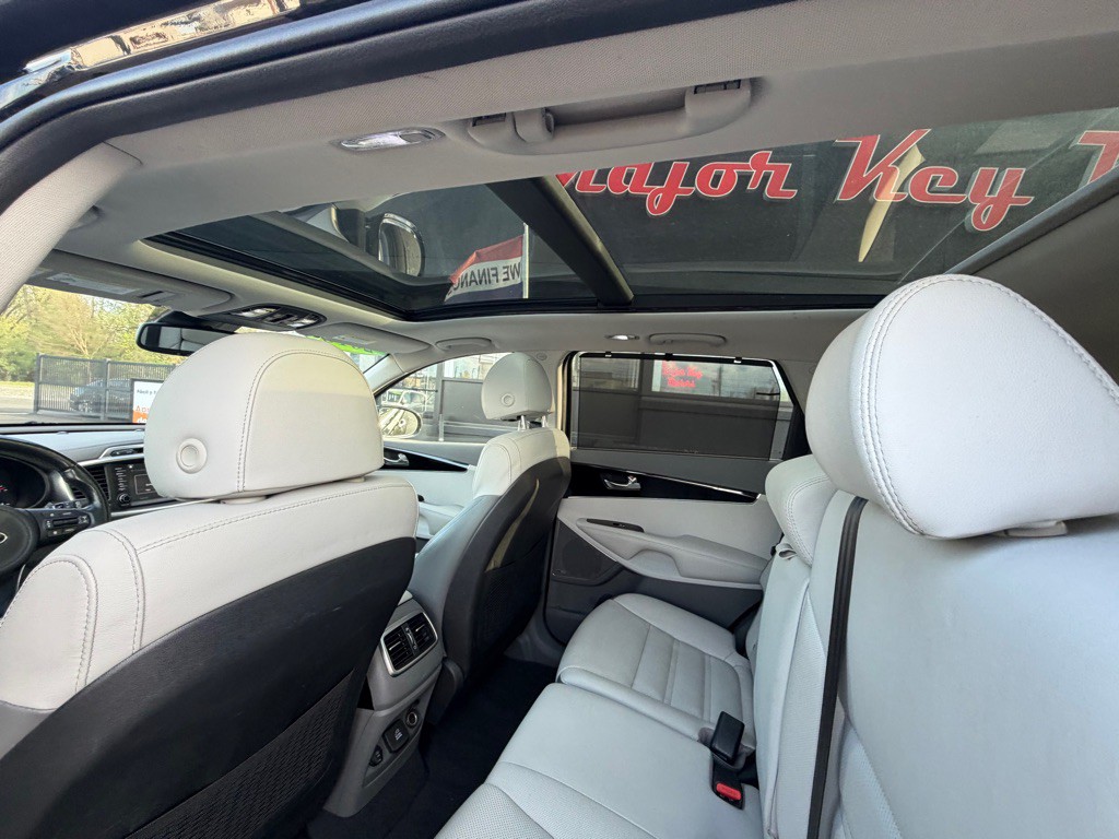 2018 Kia Sorento Image 22
