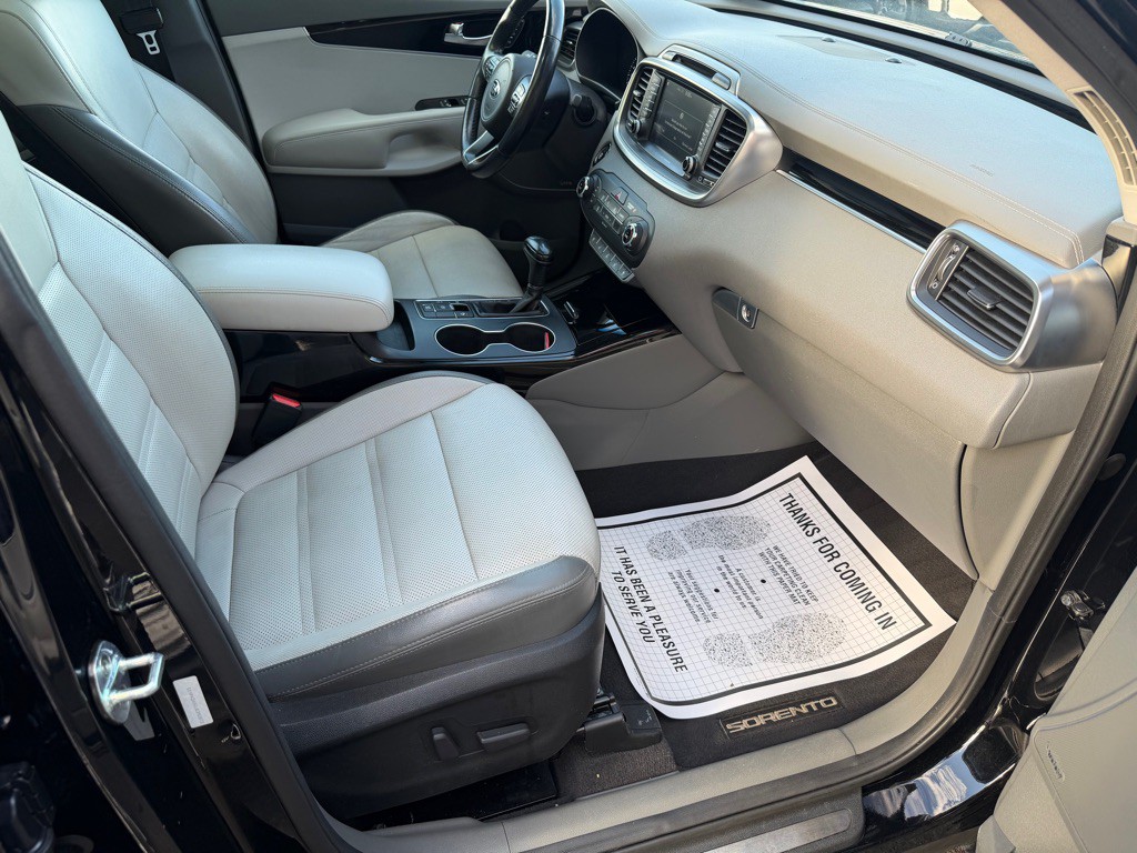 2018 Kia Sorento Image 29