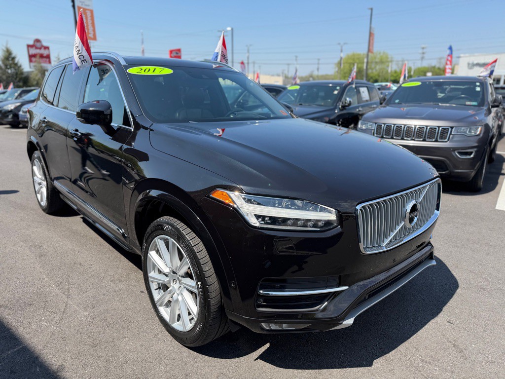 2017 Volvo XC90 Image 7