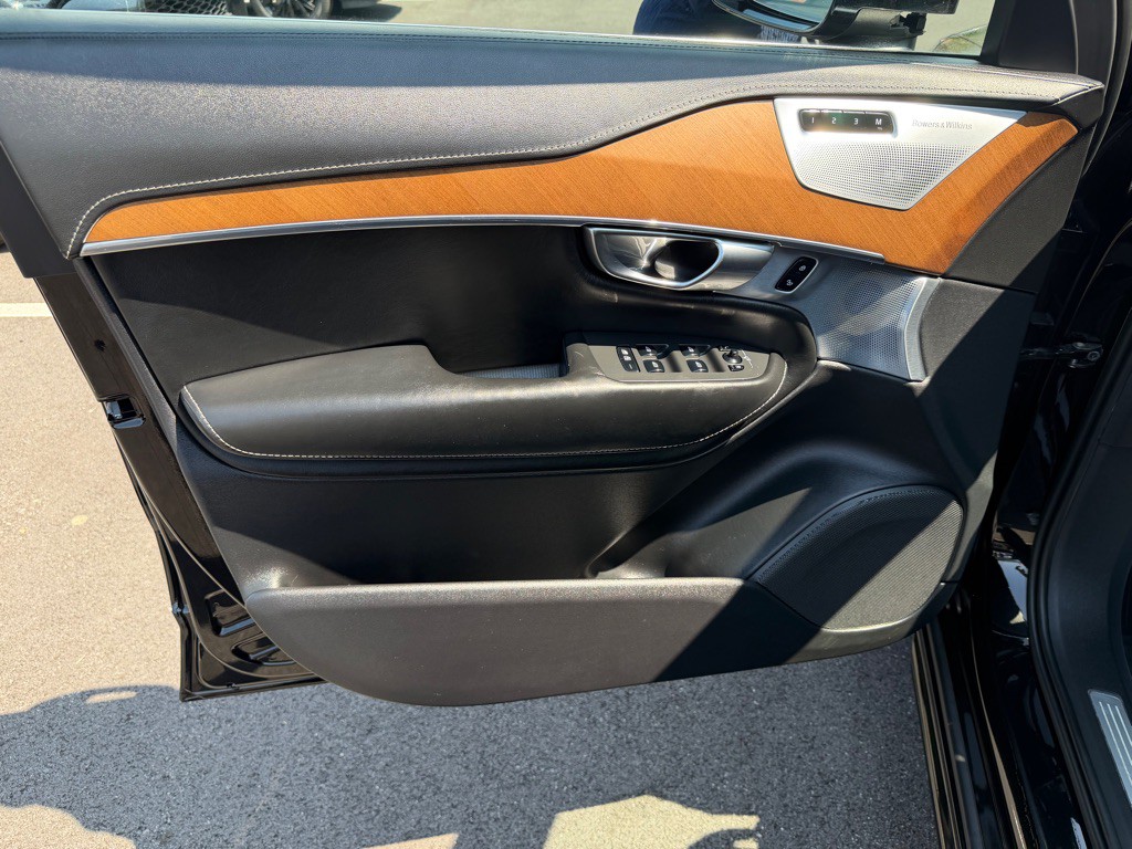 2017 Volvo XC90 Image 11