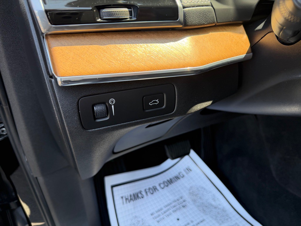 2017 Volvo XC90 Image 13