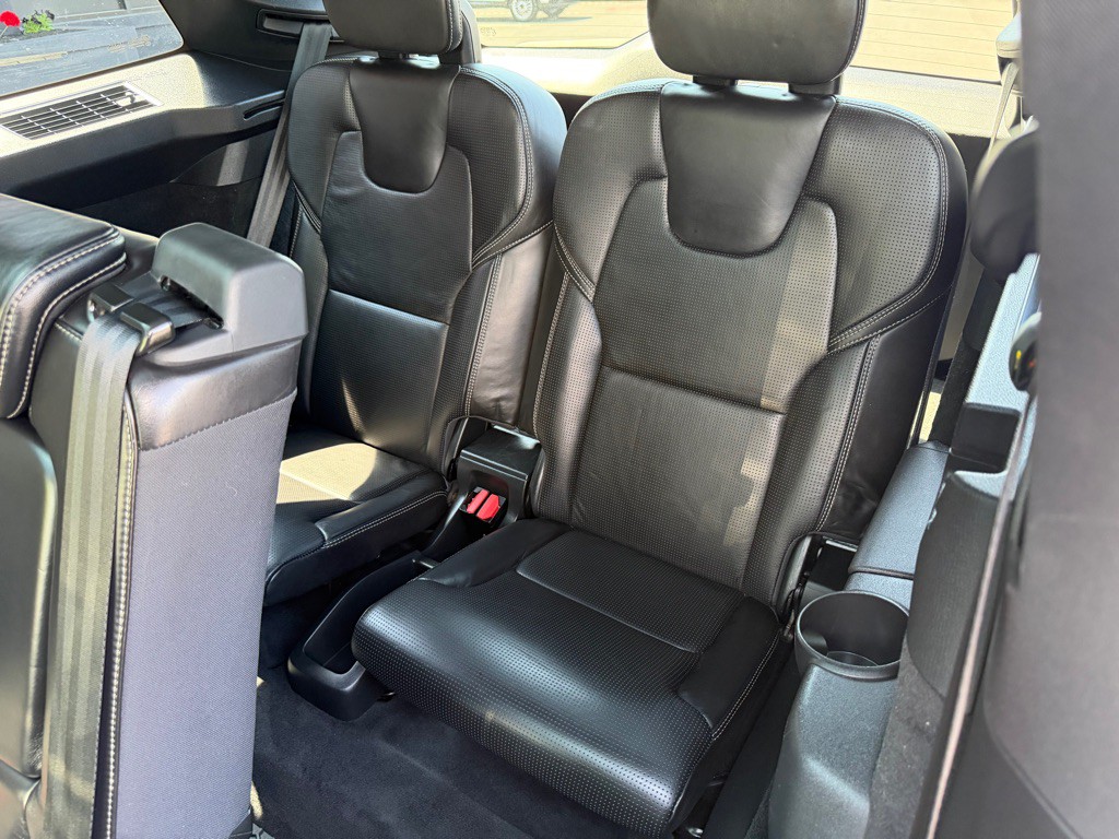 2017 Volvo XC90 Image 23