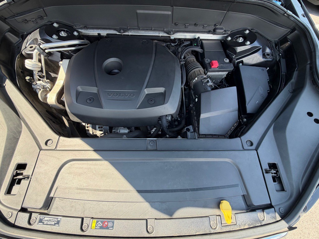 2017 Volvo XC90 Image 31