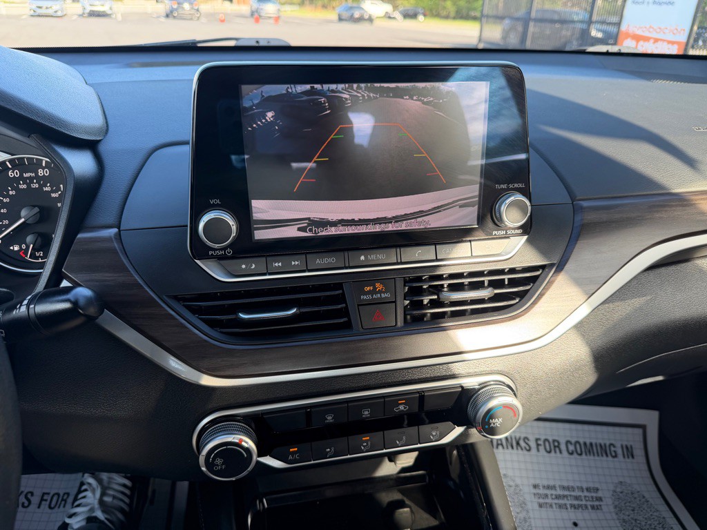 2023 Nissan Altima Image 16