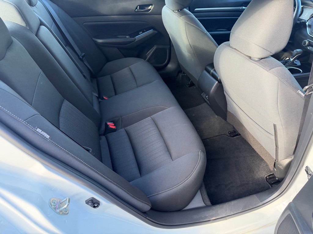 2023 Nissan Altima Image 24