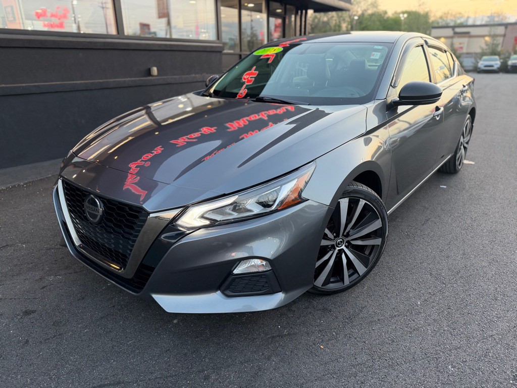 2019 Nissan Altima Image 2