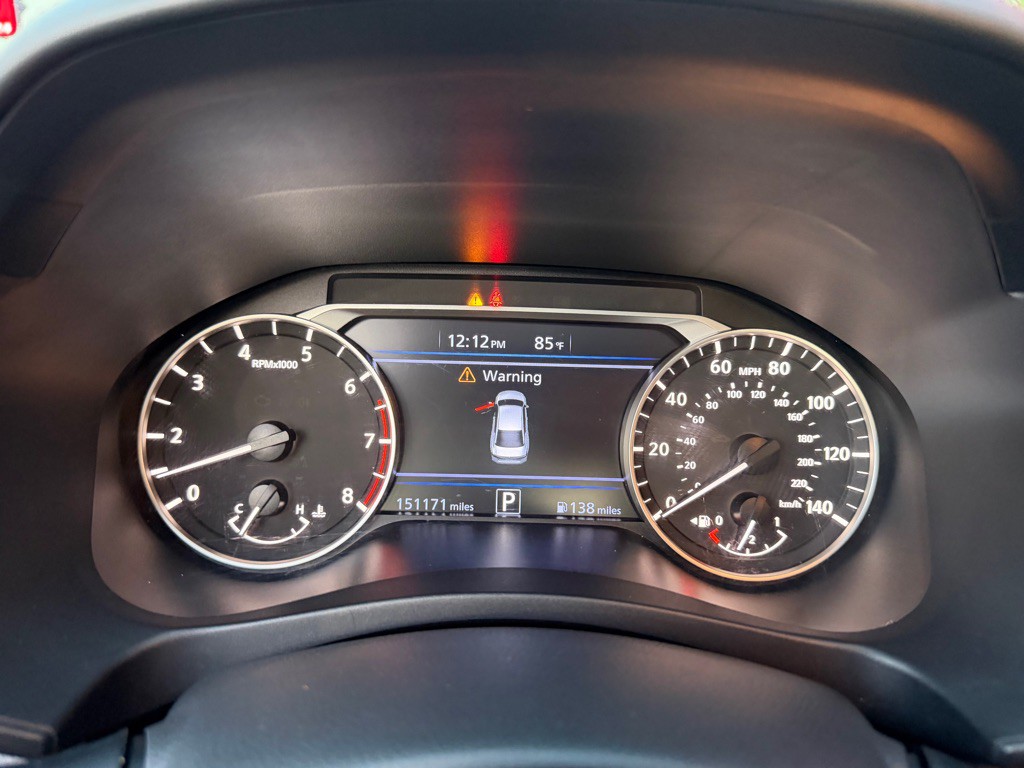 2019 Nissan Altima Image 15