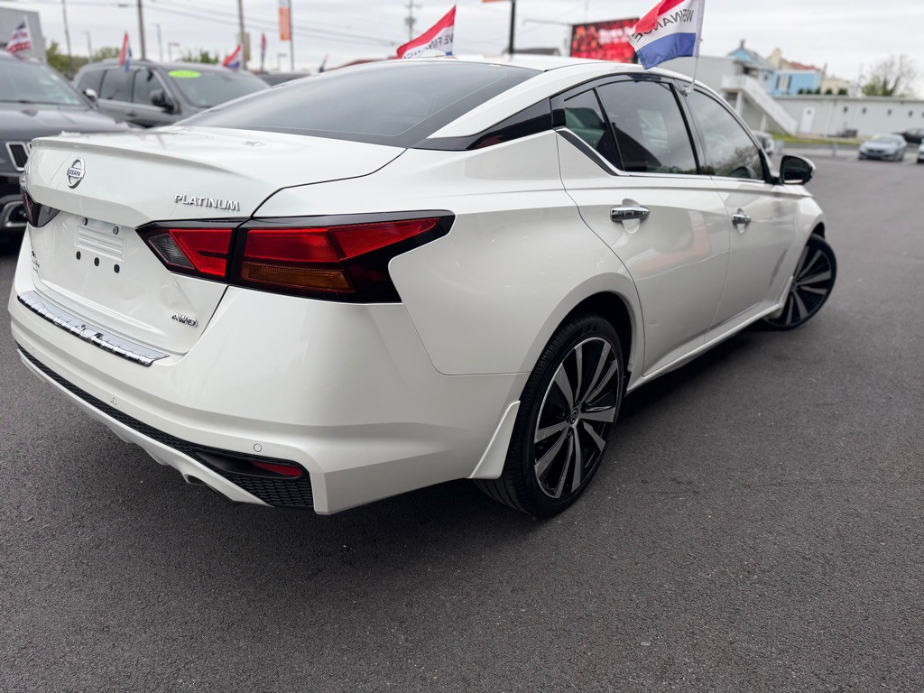 2020 Nissan Altima Image 6