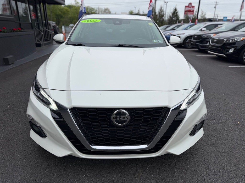 2020 Nissan Altima Image 9