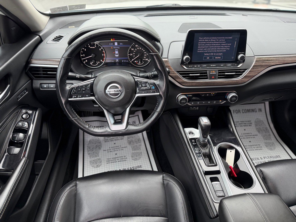 2020 Nissan Altima Image 10