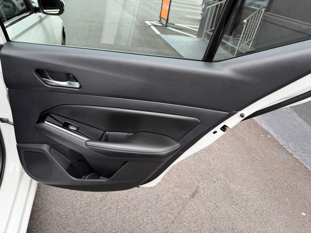 2020 Nissan Altima Image 22