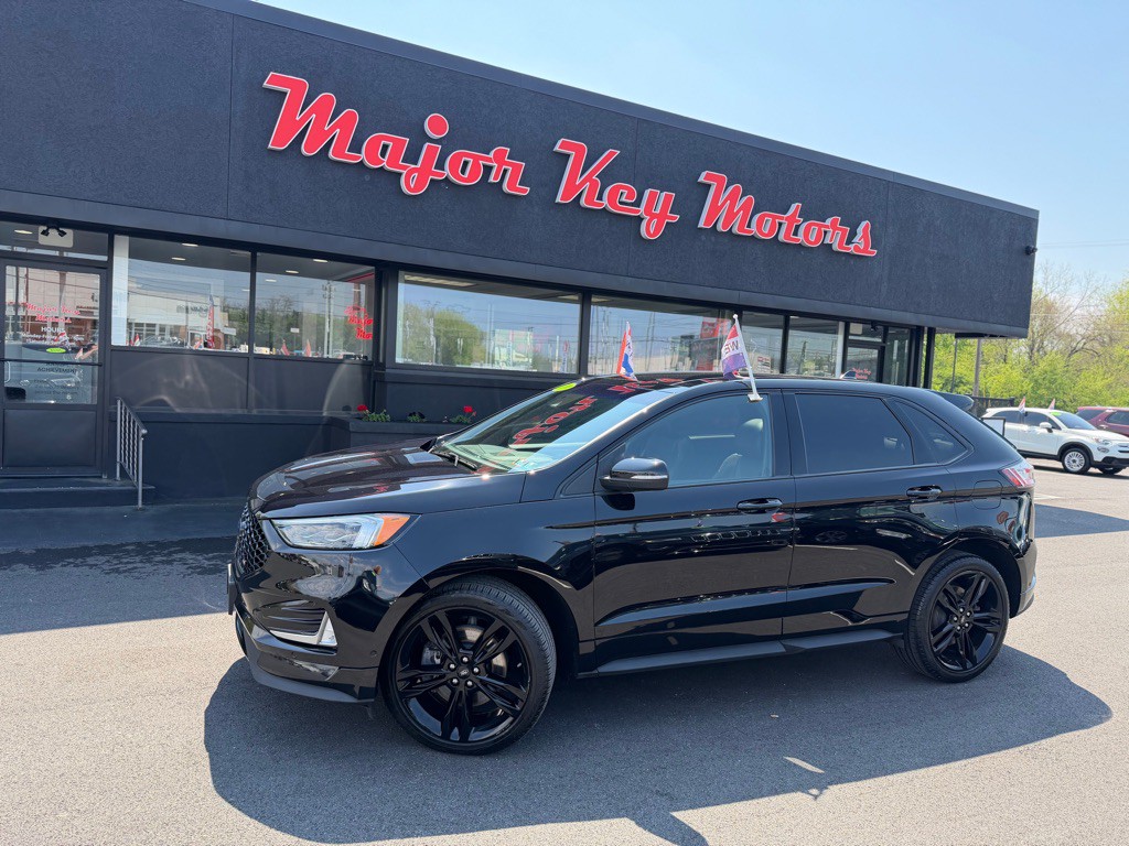 2019 Ford Edge Image 3