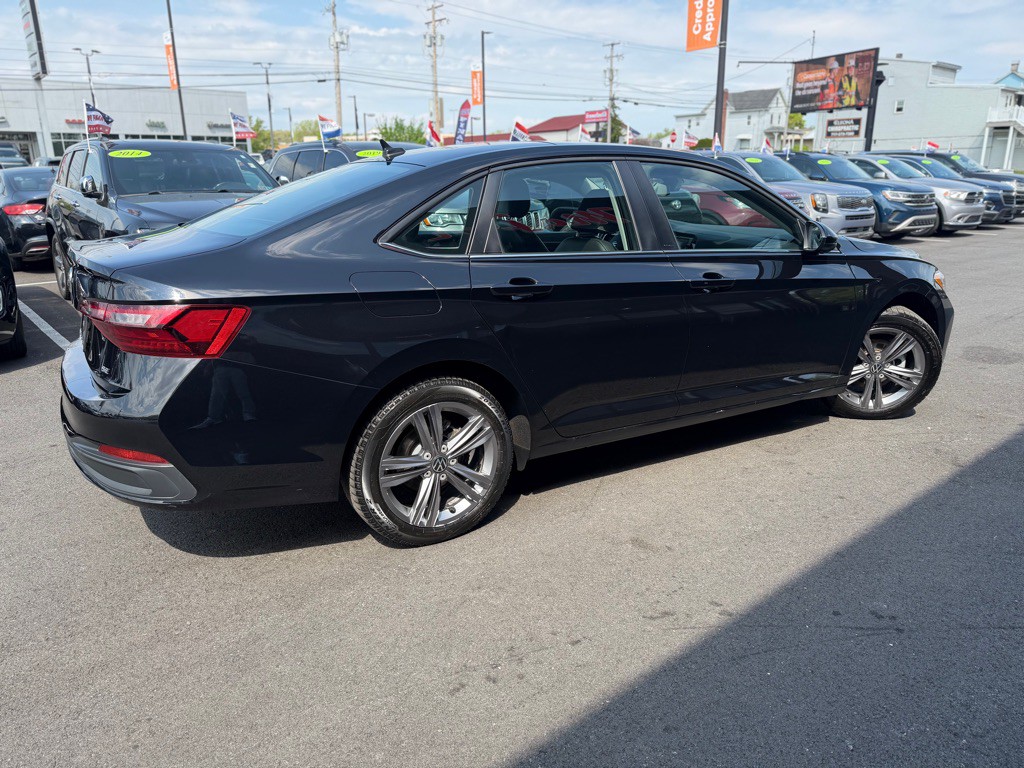 2022 Volkswagen Jetta Image 7