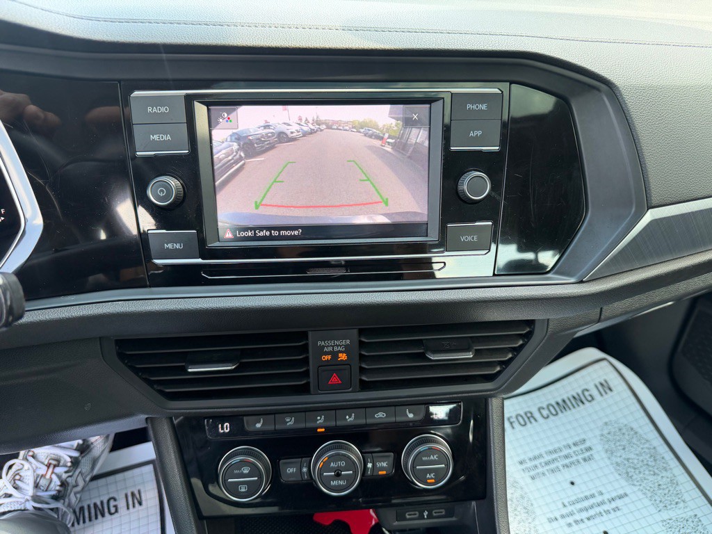 2022 Volkswagen Jetta Image 17