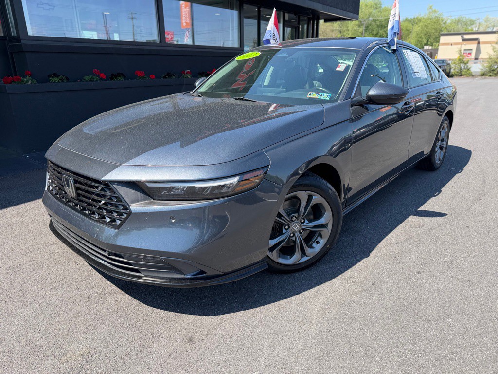2023 Honda Accord Image 2