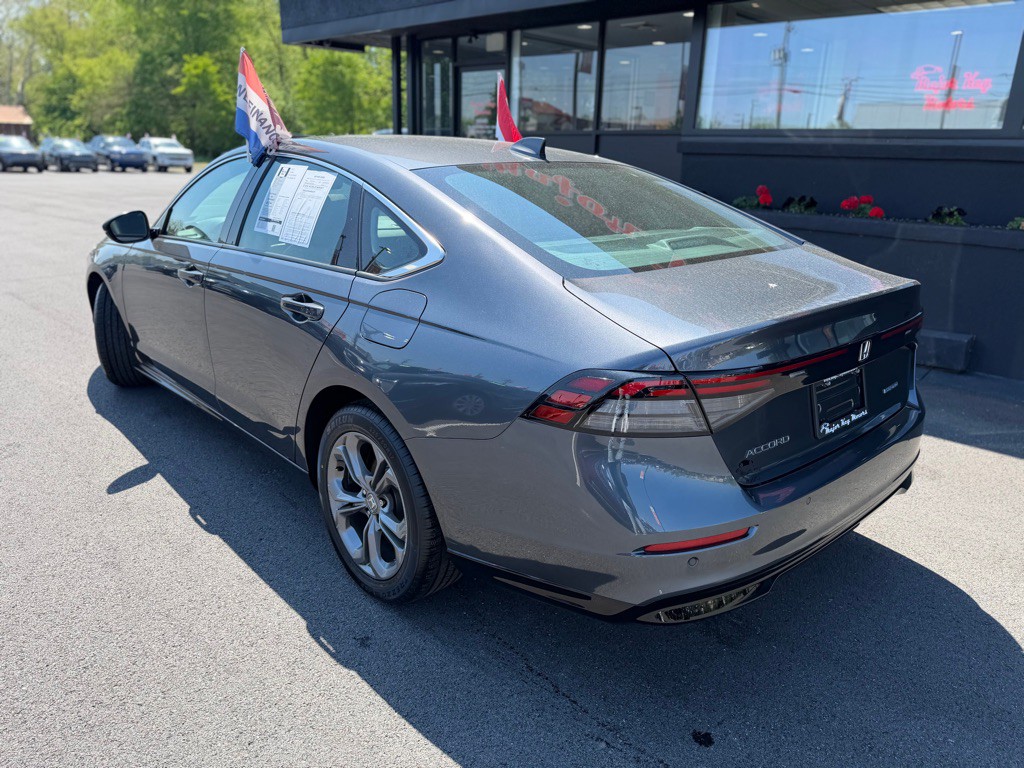2023 Honda Accord Image 4