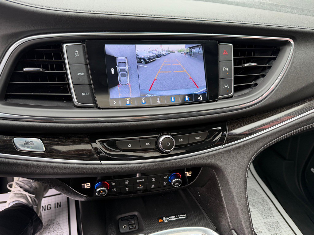 2021 Buick Enclave Image 18