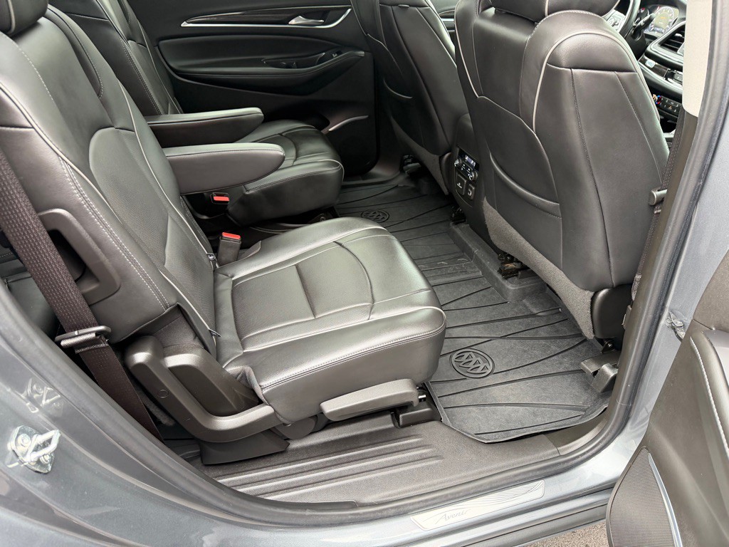2021 Buick Enclave Image 29