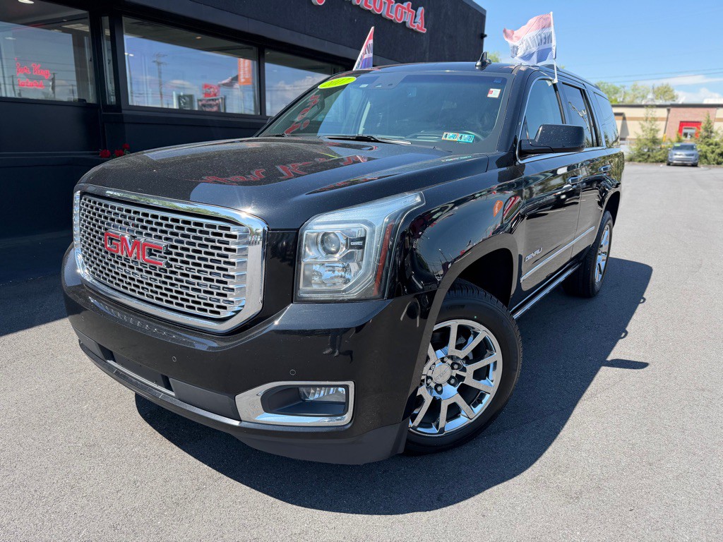 2017 GMC Yukon Image 2