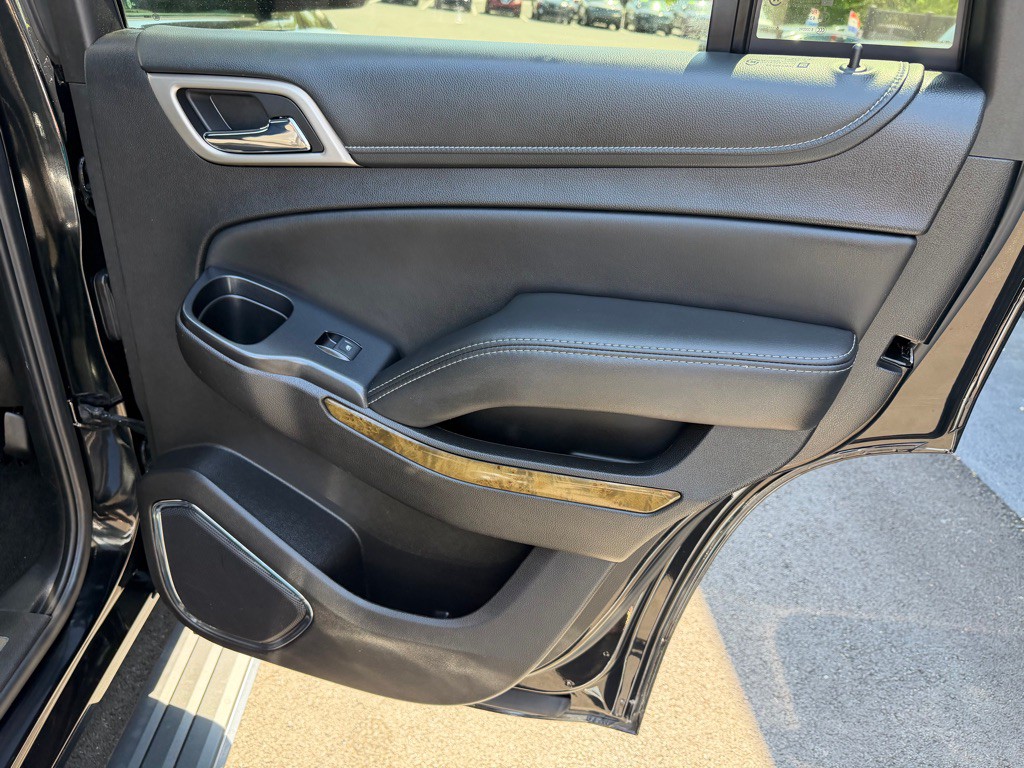 2017 GMC Yukon Image 27